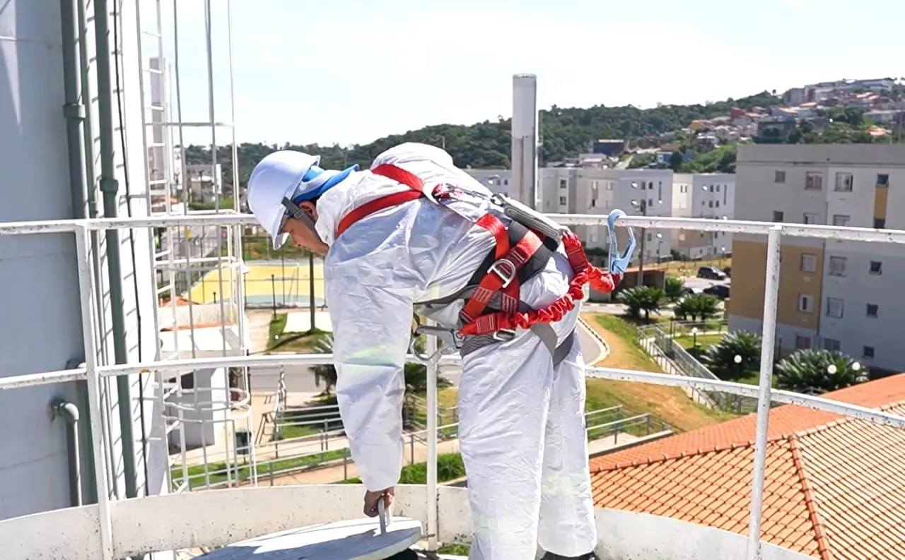Equipe paramentada